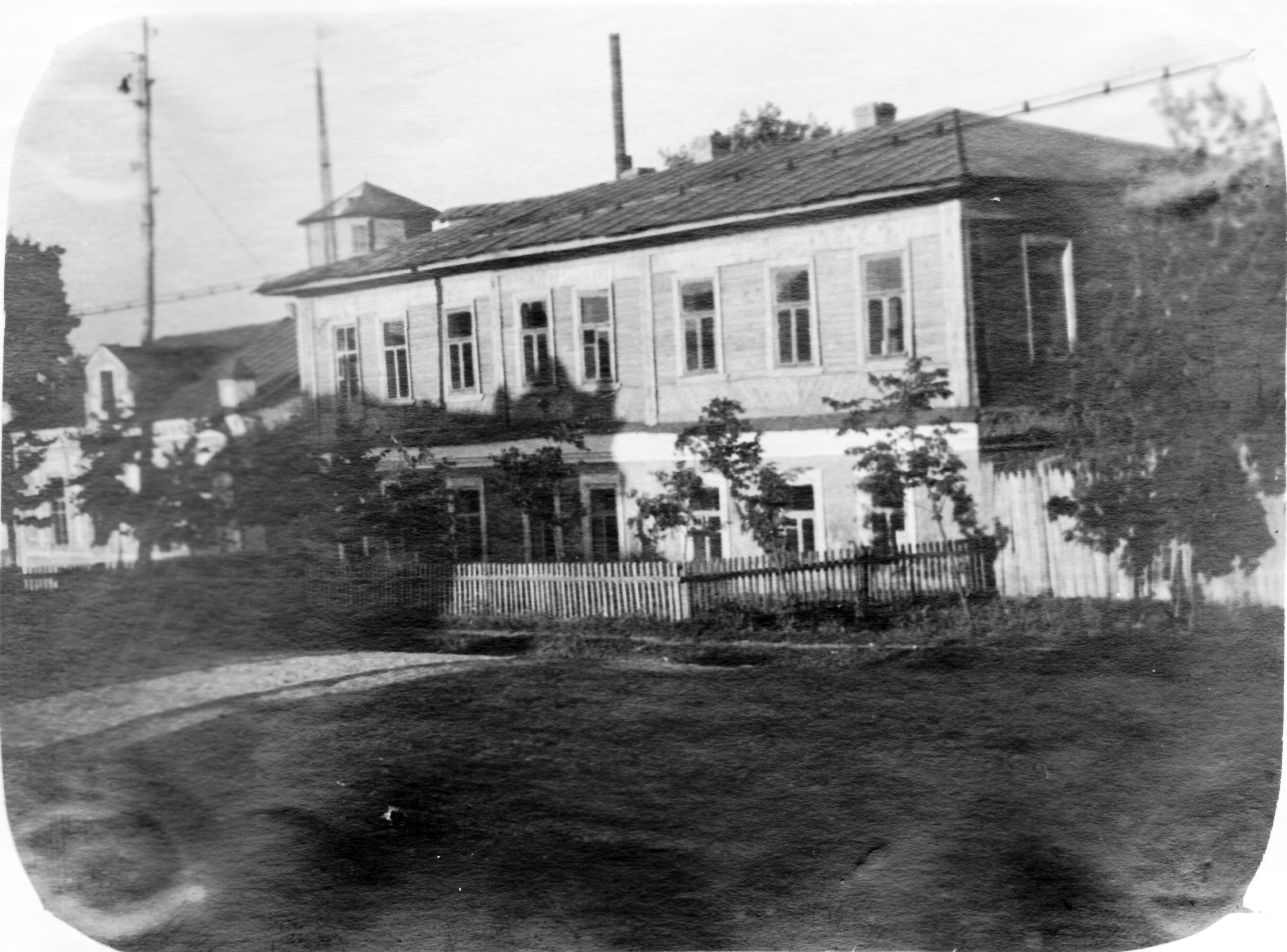 Здание бывшей женской прогимназии