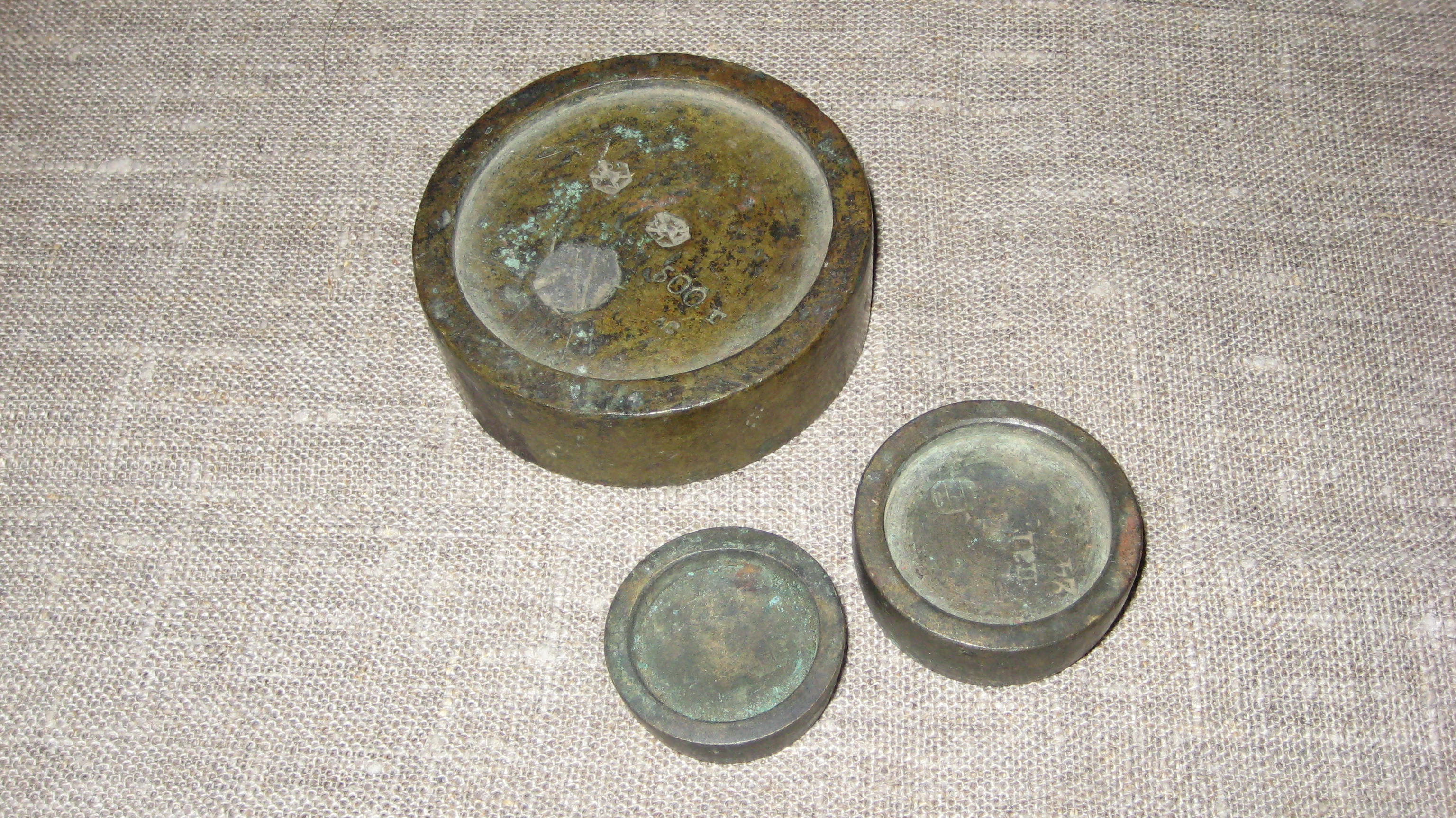 04