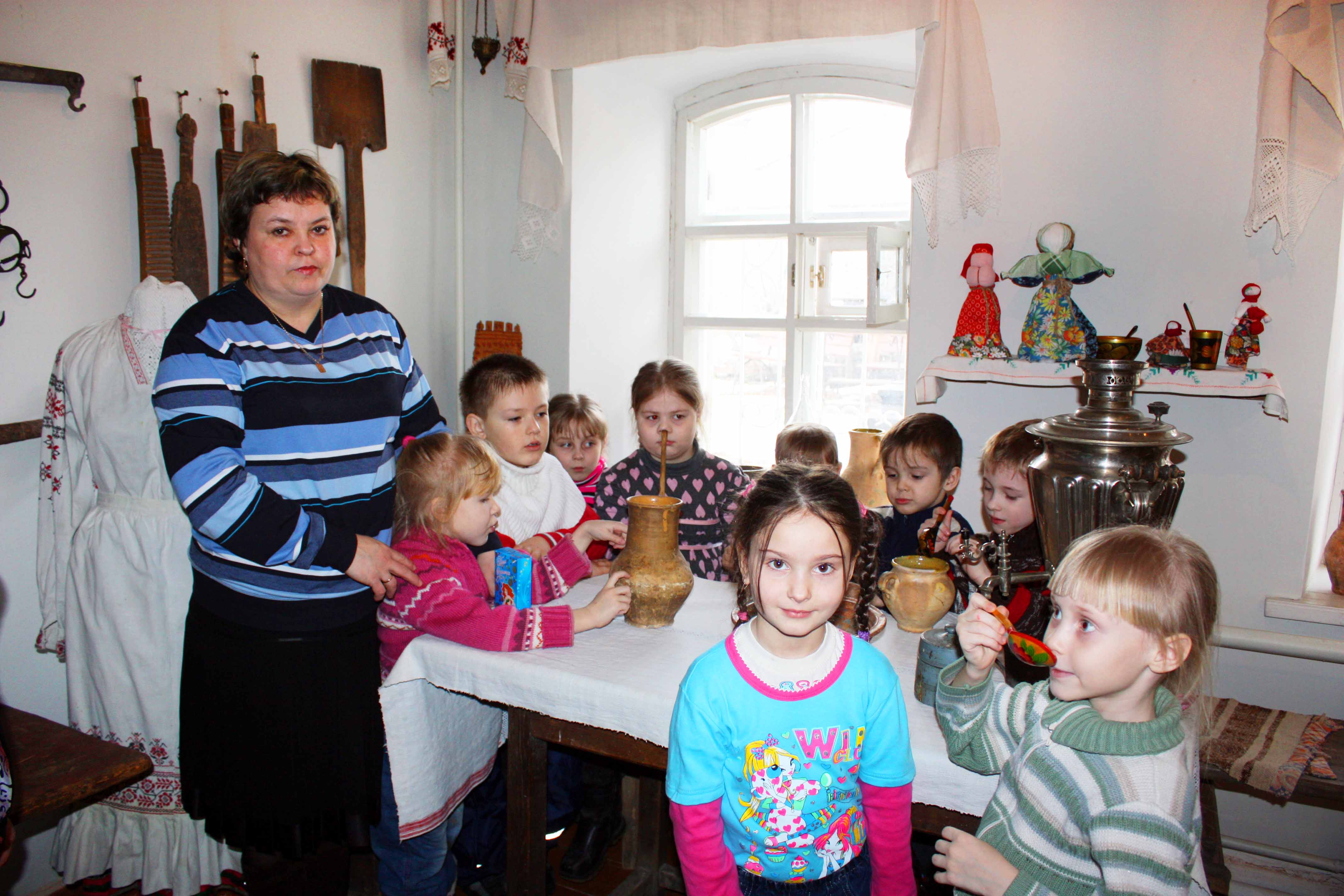 Интерактивные занятия в крестьянской избе